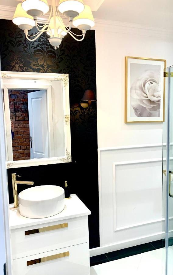 Apartamenty Sienkiewicza De Lux キェルツェ エクステリア 写真